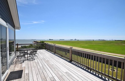 Galveston House | Davis Beach: 4 BR, 2 BA House in Port Bolivar, Sleeps 12