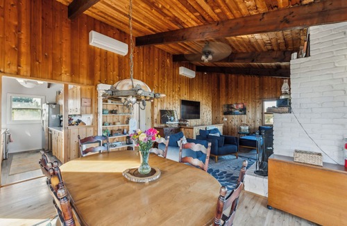 Davis Park House | Davis Park Fire Island 5BR/2 Bath AC Waterviews, Waterviews Pet Friendly renovated Beach House