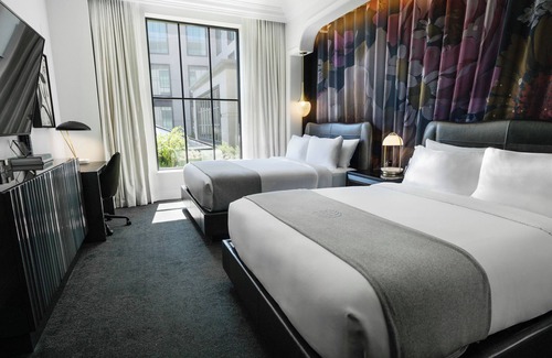 Birmingham Hotel | Daxton Hotel Birmingham, Curio Collection by Hilton