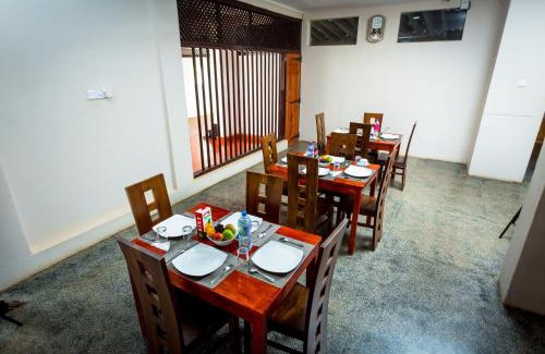 Uduvil House | Dayanithi Guest House