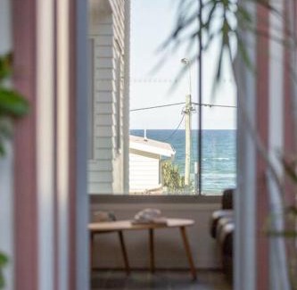 Currumbin Apartment | Daybreak Loft