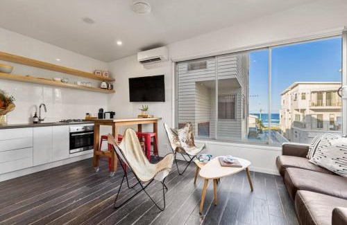 Currumbin Apartment | Daybreak Loft