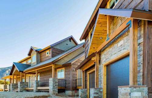 Orderville Cabin | Daybreak Mountain Home East Zion & Bryce