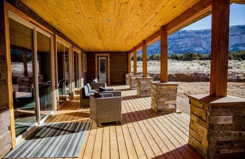 Orderville Cabin | Daybreak Mountain Home East Zion & Bryce