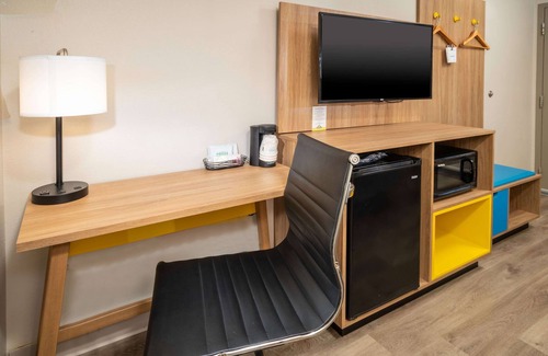 Stone Mountain Hotel | Days Inn by Wyndham Atlanta Stone Mountain