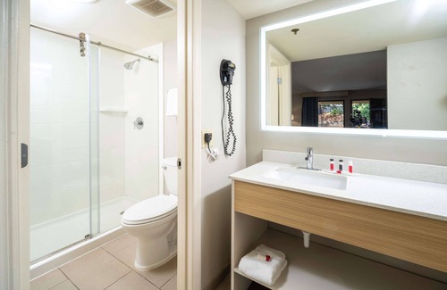 Stone Mountain Hotel | Days Inn by Wyndham Atlanta Stone Mountain