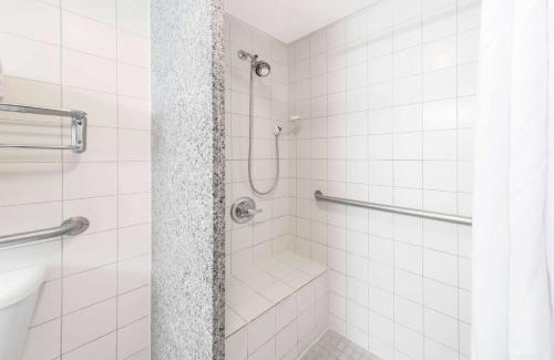 Adel Hotel | Days Inn by Wyndham Adel I-75