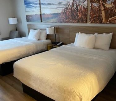 Ames Hotel | Days Inn by Wyndham Ames