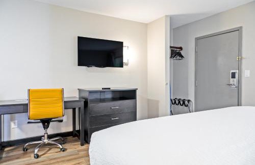 Gracewood Hotel | Days Inn by Wyndham Augusta Fort Eisenhower