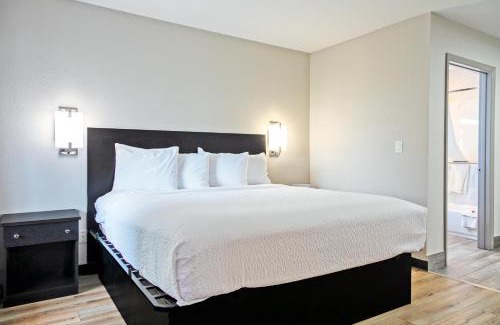 Gracewood Hotel | Days Inn by Wyndham Augusta Fort Eisenhower