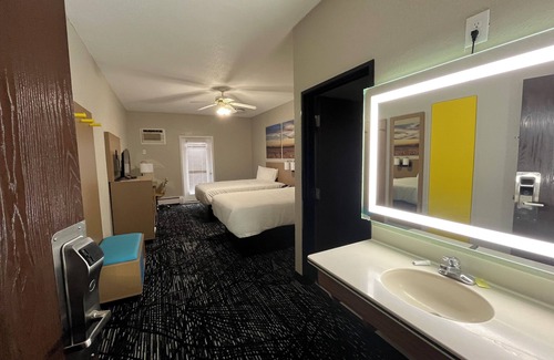 Bad Axe Hotel | Days Inn by Wyndham Bad Axe