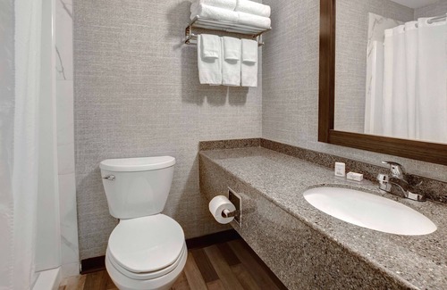Barrie Hotel | Days Inn by Wyndham Barrie