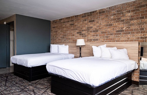 Salado Hotel | Days Inn by Wyndham Batesville AR