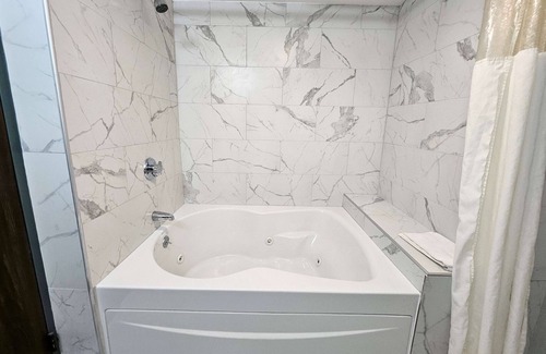 Berlin Hotel | Days Inn by Wyndham Berlin Meriden