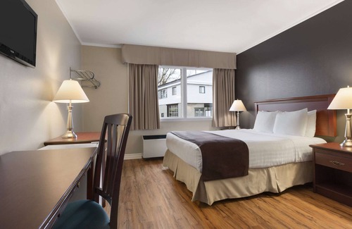 Brockville Hotel | Days Inn by Wyndham Brockville