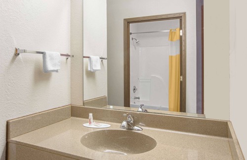 Butler Hotel | Days Inn by Wyndham Butler