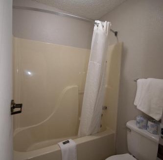 Caddo Valley Hotel | Days Inn by Wyndham Caddo Valley Arkadelphia