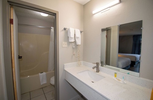 Caddo Valley Hotel | Days Inn by Wyndham Caddo Valley Arkadelphia