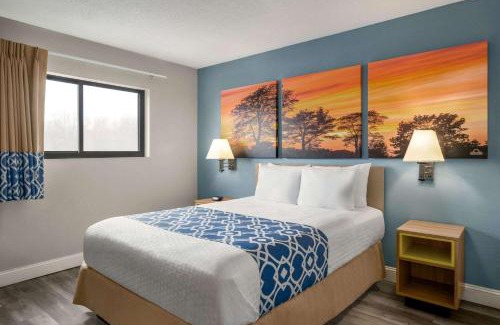 Canastota Hotel | Days Inn by Wyndham Canastota Verona