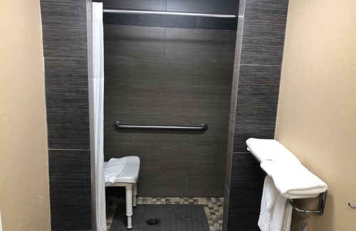 Columbus Hotel | Days Inn by Wyndham Columbus
