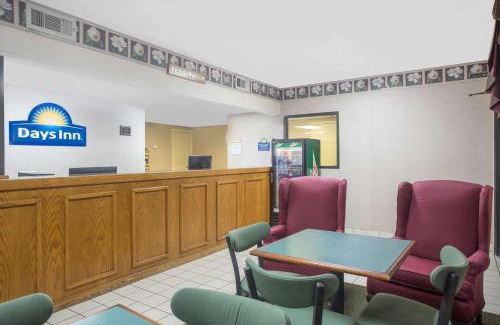 Dublin Hotel | Days Inn by Wyndham Dublin GA