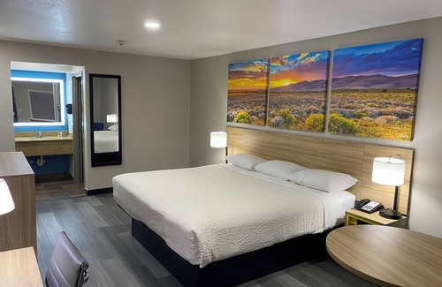 El Paso Hotel | Days Inn by Wyndham El Paso West