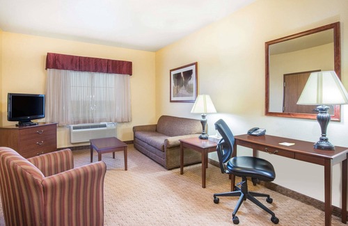 Ellis Hotel | Days Inn by Wyndham Ellis