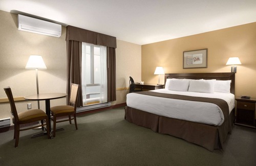 Estevan Hotel | Days Inn by Wyndham Estevan