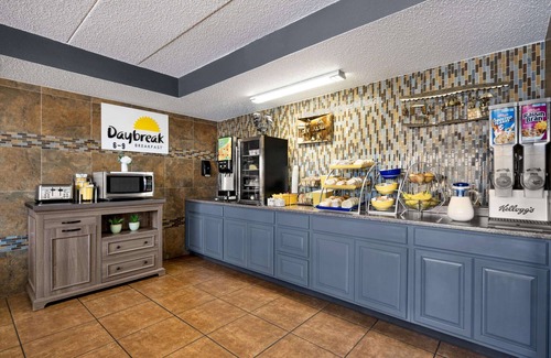 Fort Collins Hotel | Days Inn by Wyndham Fort Collins