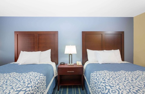 Grand Island Hotel | Days Inn by Wyndham Grand Island
