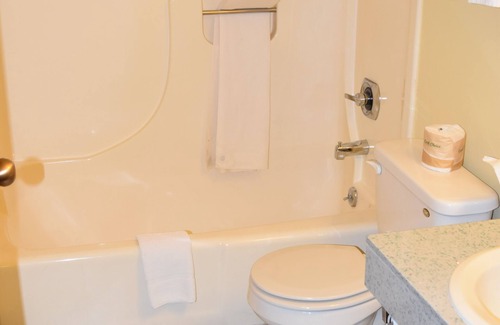 Grand Island Hotel | Days Inn by Wyndham Grand Island
