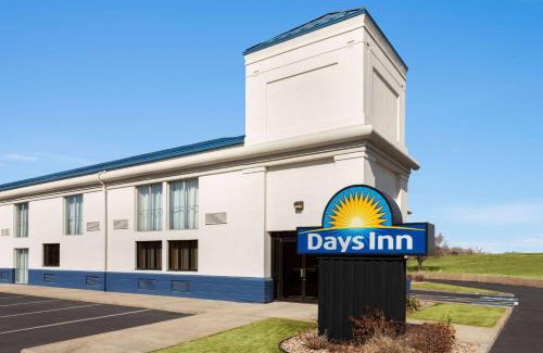 Grand Island Hotel | Days Inn by Wyndham Grand Island I-80