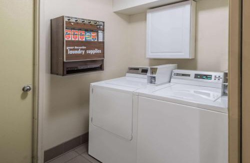 Great Falls Hotel | Days Inn by Wyndham Great Falls