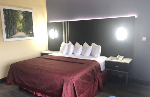 Grove City Hotel | Days Inn by Wyndham Grove City Columbus South