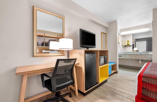 Hoover Hotel | Days Inn by Wyndham Hoover Birmingham