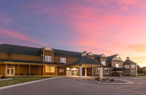Hutchinson Hotel | Days Inn by Wyndham Hutchinson