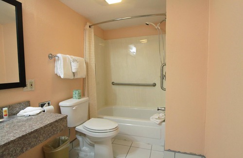 Independence Hotel | Days Inn by Wyndham Independence