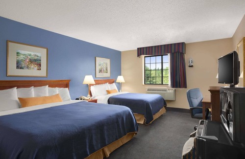 Keene Hotel | Days Inn by Wyndham Keene NH