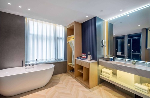 Guandu Hotel | Days Inn By Wyndham Kunming Wujiaba