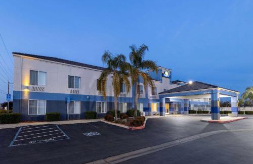 Lathrop Hotel | Days Inn by Wyndham Lathrop