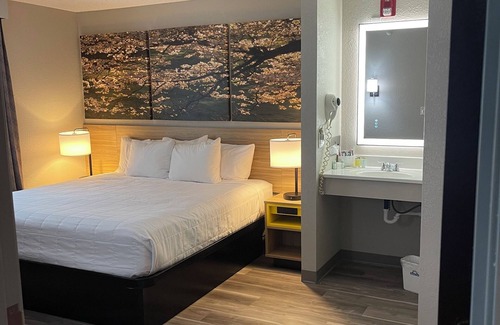 Elkton Hotel | Days Inn by Wyndham Lisbon