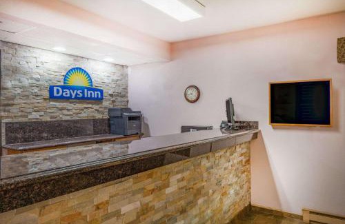 Mason City Hotel | Days Inn by Wyndham Mason City