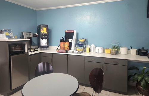 Monroe Hotel | Days Inn by Wyndham Monroe LA