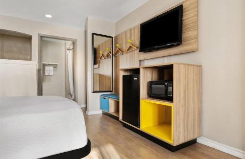 Nacogdoches Hotel | Days Inn by Wyndham Nacogdoches/SFA University/Downtown