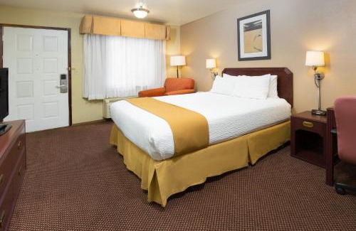 Pinole Hotel | Days Inn by Wyndham Pinole Berkeley