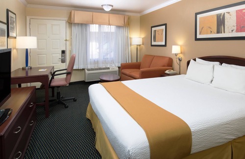 Pinole Hotel | Days Inn by Wyndham Pinole Berkeley