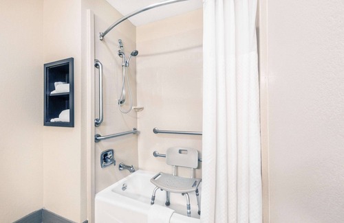 Rayville Hotel | Days Inn by Wyndham Rayville