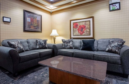 Runnemede Hotel | Days Inn by Wyndham Runnemede Philadelphia Area