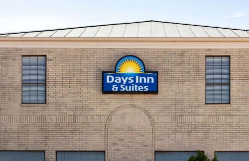 Wetmore Hotel | Days Inn by Wyndham San Antonio Near Fiesta Park
