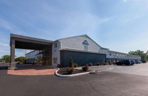 Sandusky Hotel | Days Inn by Wyndham Sandusky Cedar Point
